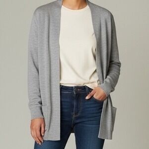 Mercer Street Studio Womens Gray Cardigan Sweater‎ Size Medium Pockets staple